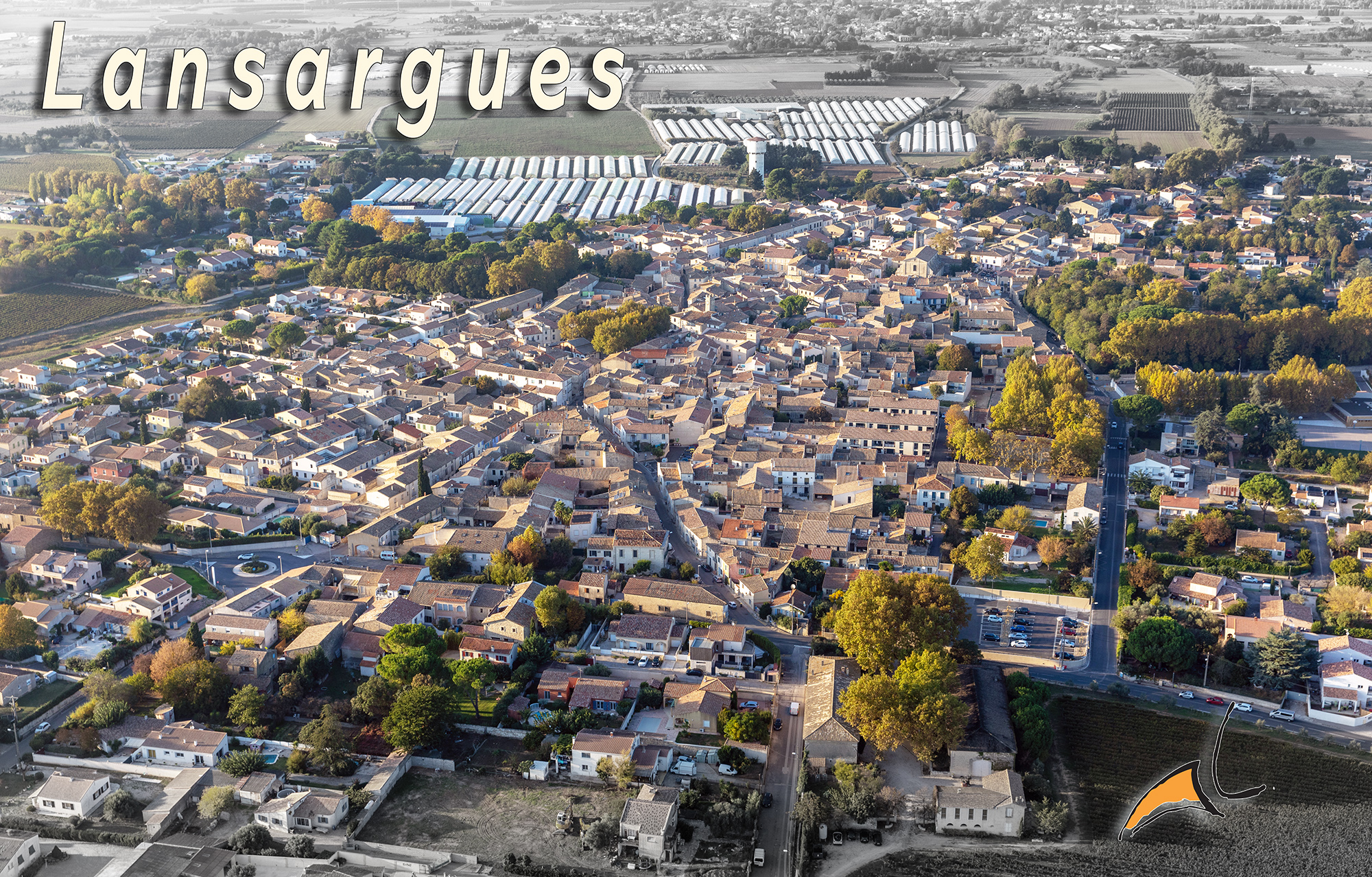 vue aérienne du village de Lansargues